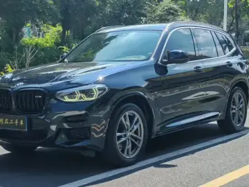 BMW X3 M50