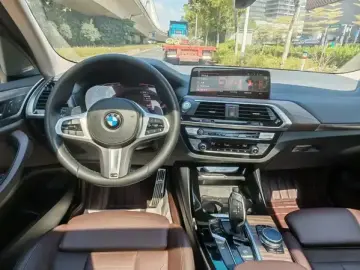 2020 BMW X3 M50 с пробегом 85 000 км