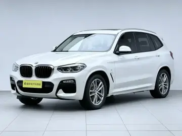 BMW X3 M50
