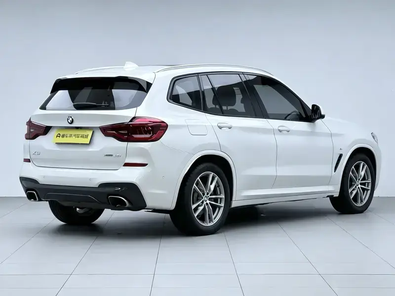 2018 BMW X3 M40i с пробегом 117 800 км
