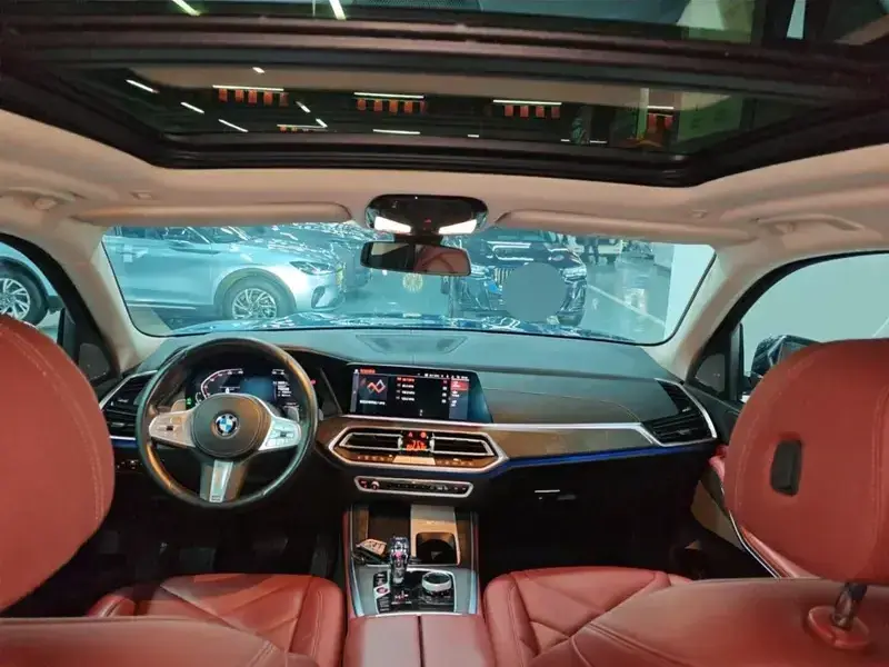 2022 BMW X5 New Energy(Imported) с пробегом 128 300 км