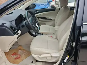 2014 BYD Surui с пробегом 55 000 км