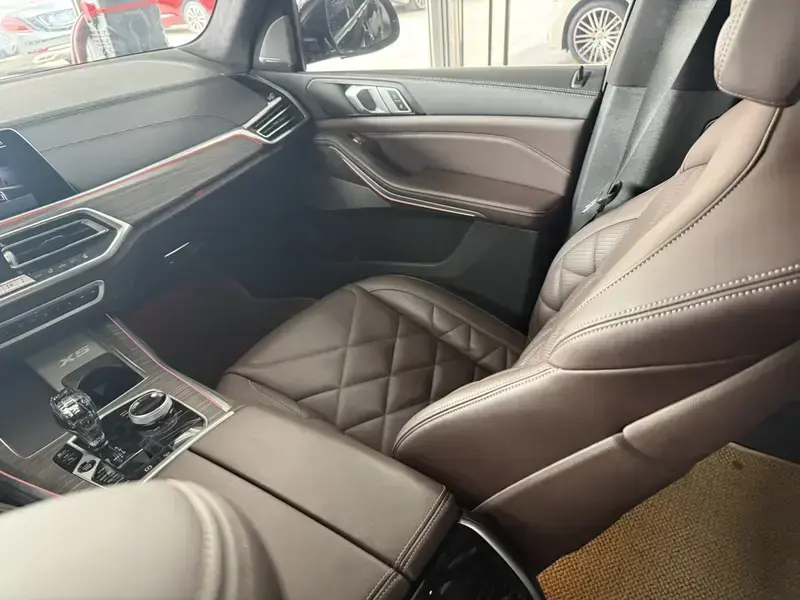 2022 BMW X5 New Energy(Imported) с пробегом 53 400 км