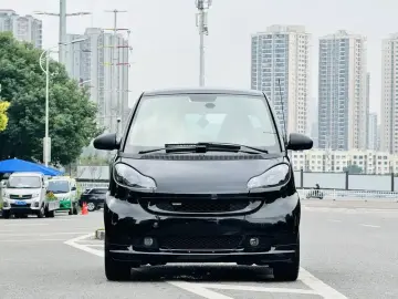 2011 Brabus smart fortwo с пробегом 144 900 км