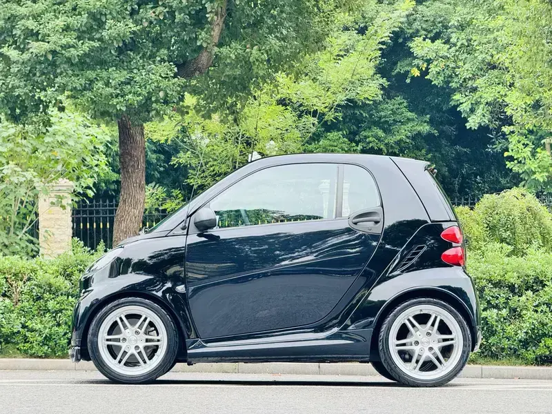 2011 Brabus smart fortwo с пробегом 144 900 км