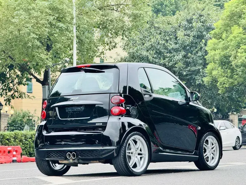 2011 Brabus smart fortwo с пробегом 144 900 км