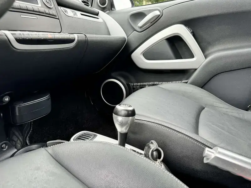 2011 Brabus smart fortwo с пробегом 144 900 км