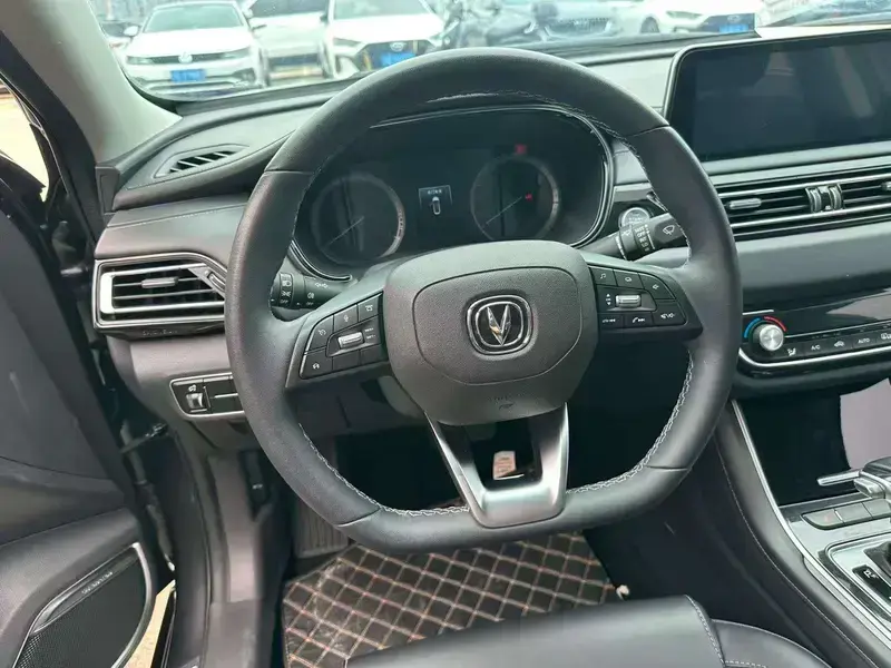 2022 Changan Ruicheng CC с пробегом 38 000 км