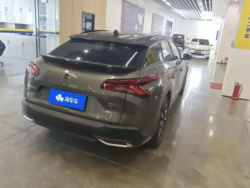 2023 Citroen Versailles C5 X с пробегом 30 000 км