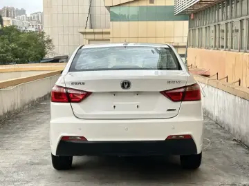 2015 Changan Yuexiang V7 с пробегом 90 000 км