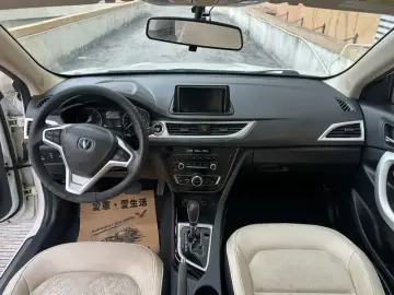 2015 Changan Yuexiang V7 с пробегом 90 000 км