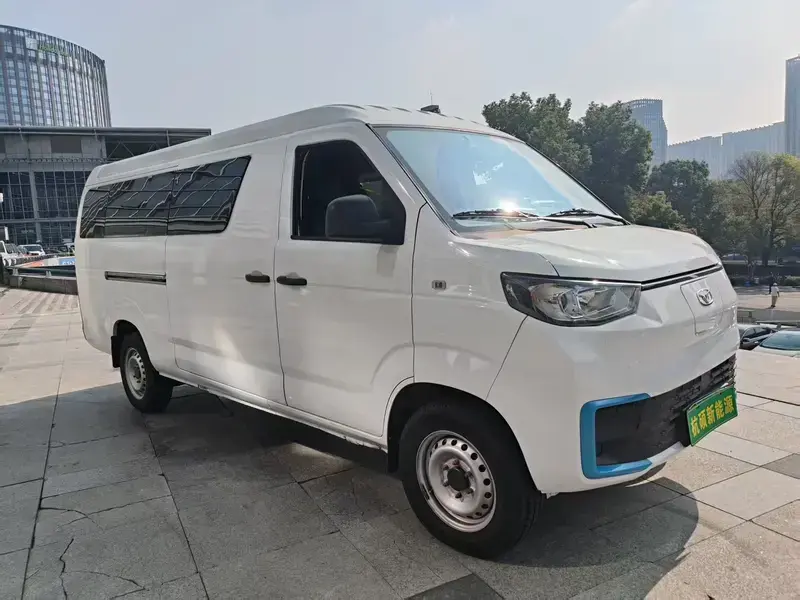 2025 Chery Kaiyi River Dolphin E7 с пробегом 39 000 км