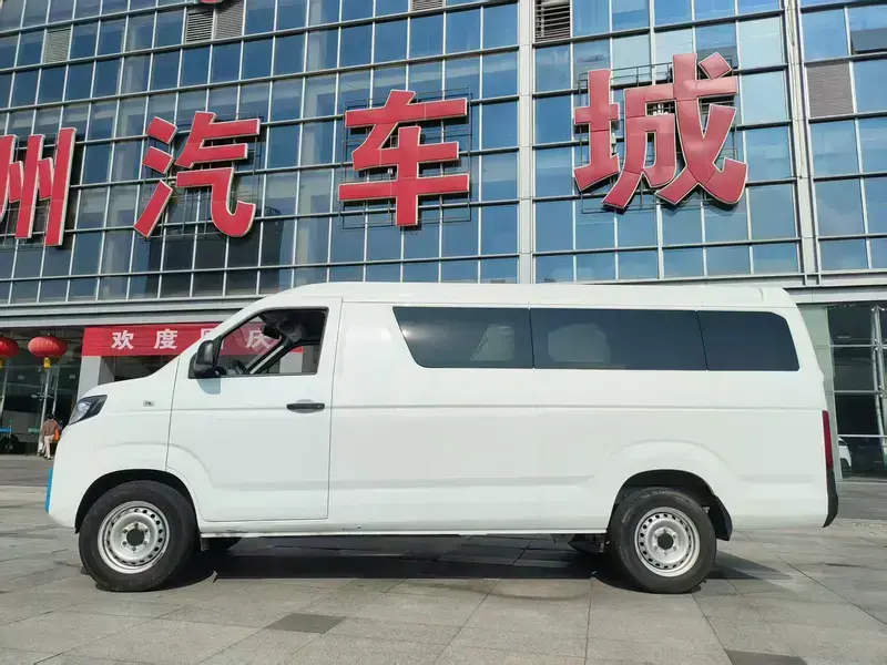 2025 Chery Kaiyi River Dolphin E7 с пробегом 39 000 км
