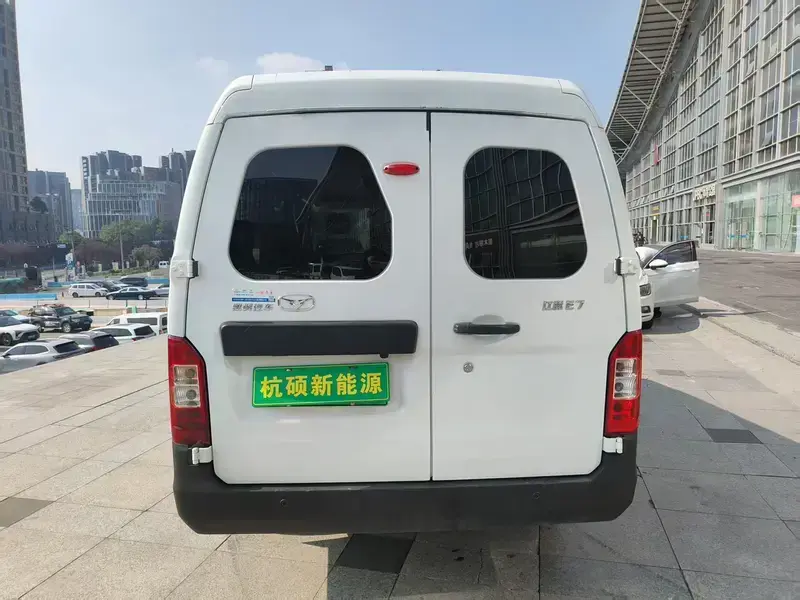 2025 Chery Kaiyi River Dolphin E7 с пробегом 39 000 км