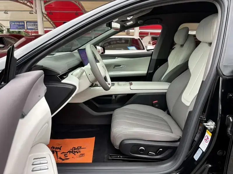 2025 Changan Shenlan L07 с пробегом 19 000 км