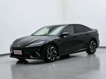 Changan Shenlan L07