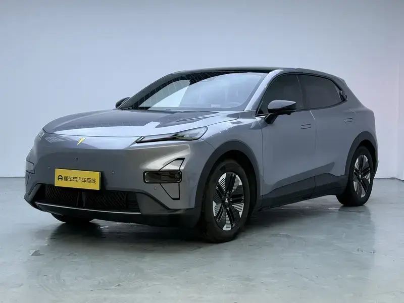 2024 Changan Shenlan S05 с пробегом 13 400 км