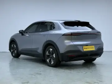 2024 Changan Shenlan S05 с пробегом 13 400 км