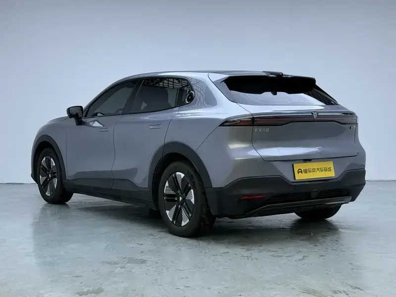 2024 Changan Shenlan S05 с пробегом 13 400 км