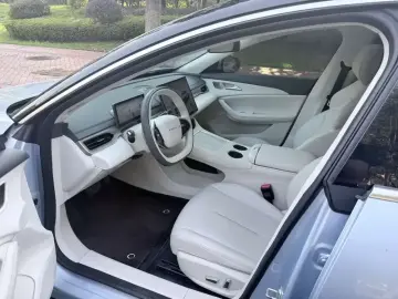 2024 Forthing Stellar S7 с пробегом 53 000 км