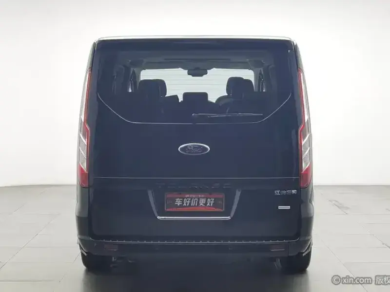 2017 Ford Tourneo с пробегом 104 800 км
