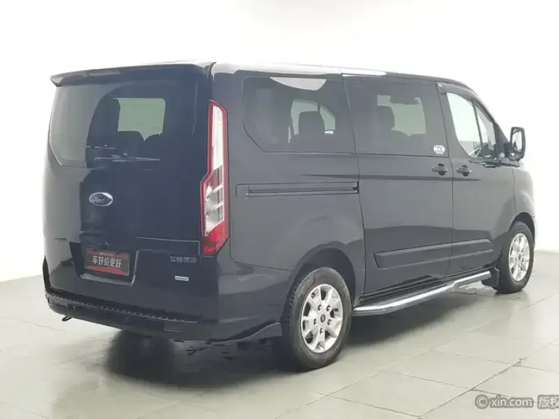 2017 Ford Tourneo с пробегом 104 800 км