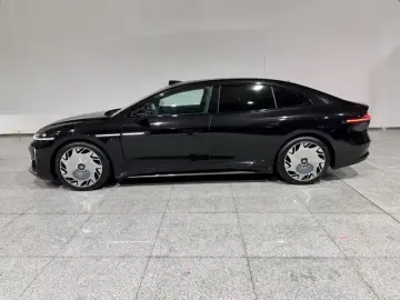 2026 GAC Hyper A8 с пробегом 2 000 км