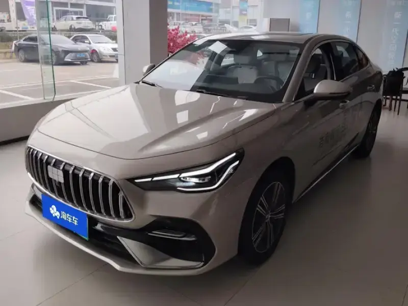 2026 Geely Galaxy Stellar 6 с пробегом 2 000 км