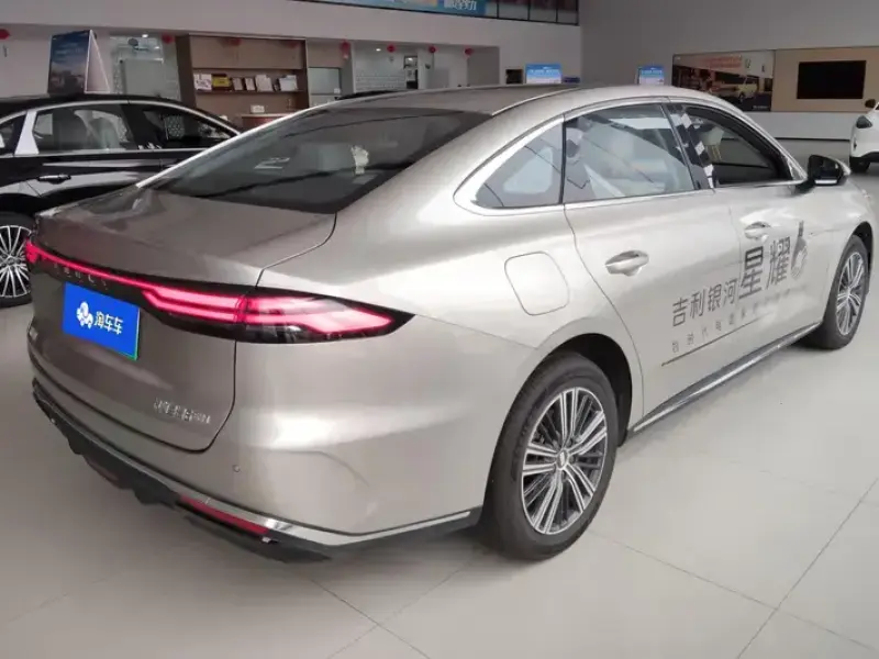 2026 Geely Galaxy Stellar 6 с пробегом 2 000 км