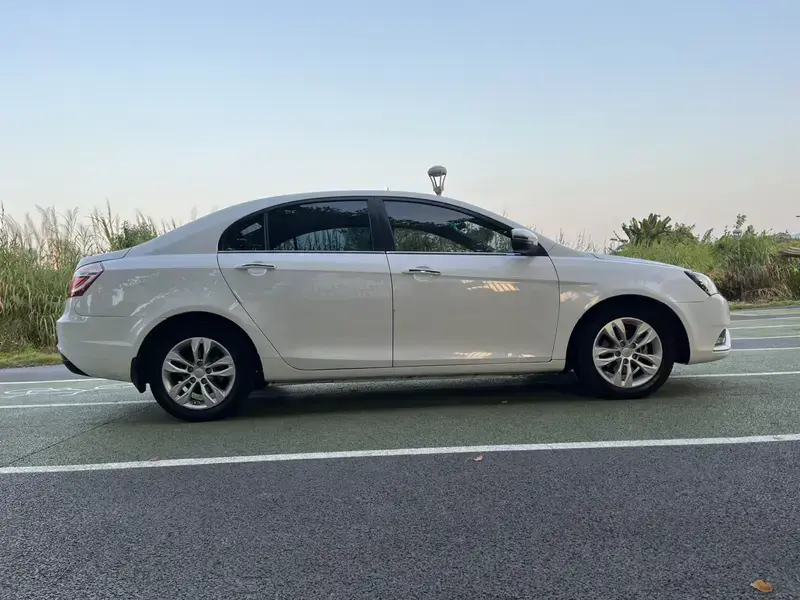 2015 Geely Classic Emgrand с пробегом 147 000 км