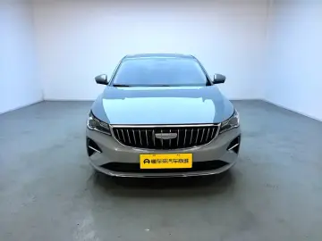 2025 Geely Classic Emgrand с пробегом 6 000 км