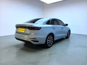2025 Geely Classic Emgrand с пробегом 6 000 км