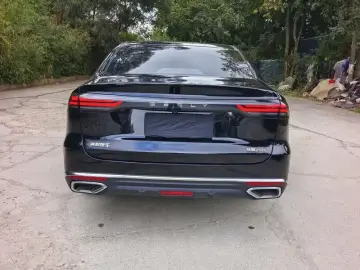 2026 Geely Classic Emgrand с пробегом 10 000 км