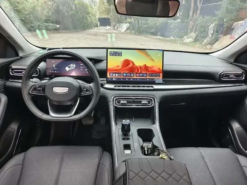 2026 Geely Classic Emgrand с пробегом 10 000 км