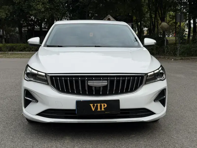 2025 Geely Classic Emgrand с пробегом 17 700 км