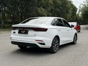 2025 Geely Classic Emgrand с пробегом 17 700 км
