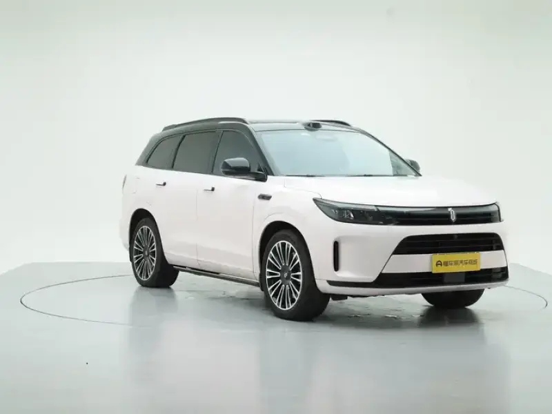 2024 Aito AITO M7 с пробегом 40 600 км