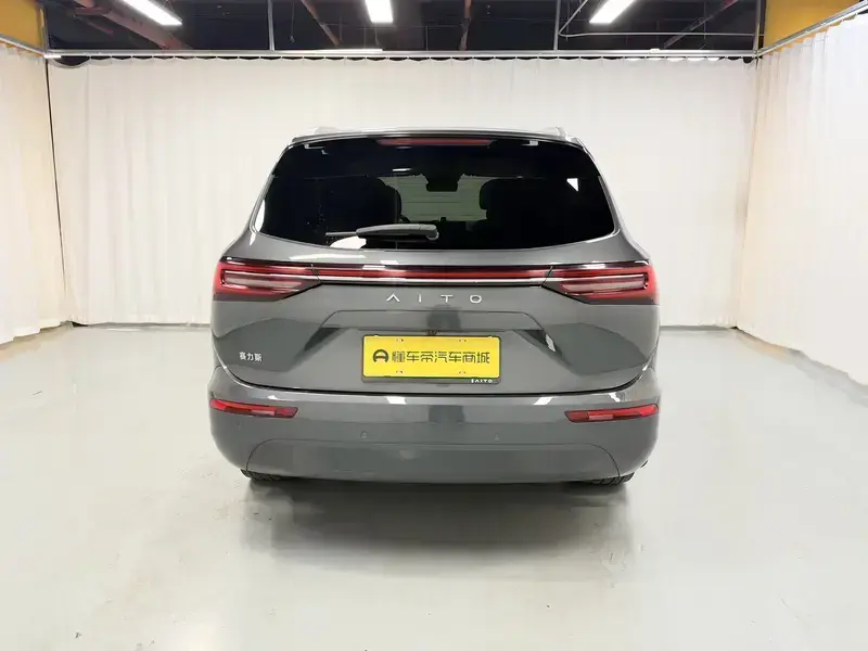 2022 Aito AITO M7 с пробегом 96 400 км