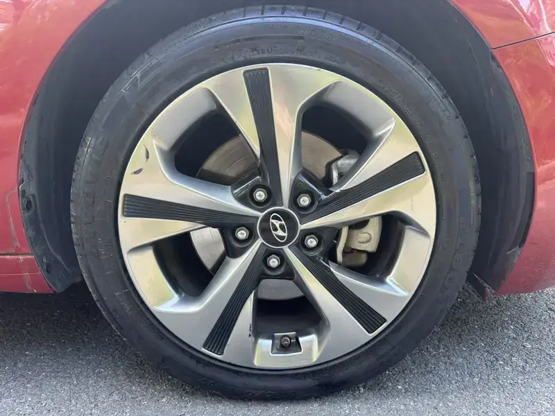 2019 Hyundai Fista EV с пробегом 99 000 км