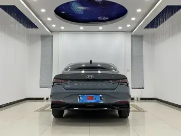 2022 Hyundai Elantra Plug-in Hybrid с пробегом 36 000 км