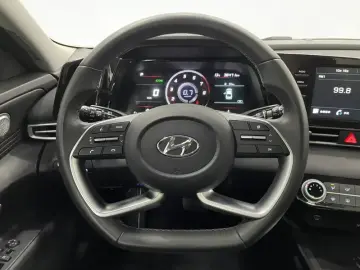 2022 Hyundai Elantra Plug-in Hybrid с пробегом 36 000 км