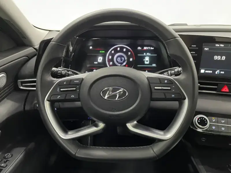 2022 Hyundai Elantra Plug-in Hybrid с пробегом 36 000 км