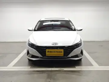 2022 Hyundai Elantra Plug-in Hybrid с пробегом 37 000 км