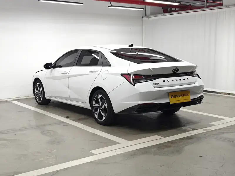 2022 Hyundai Elantra Plug-in Hybrid с пробегом 37 000 км