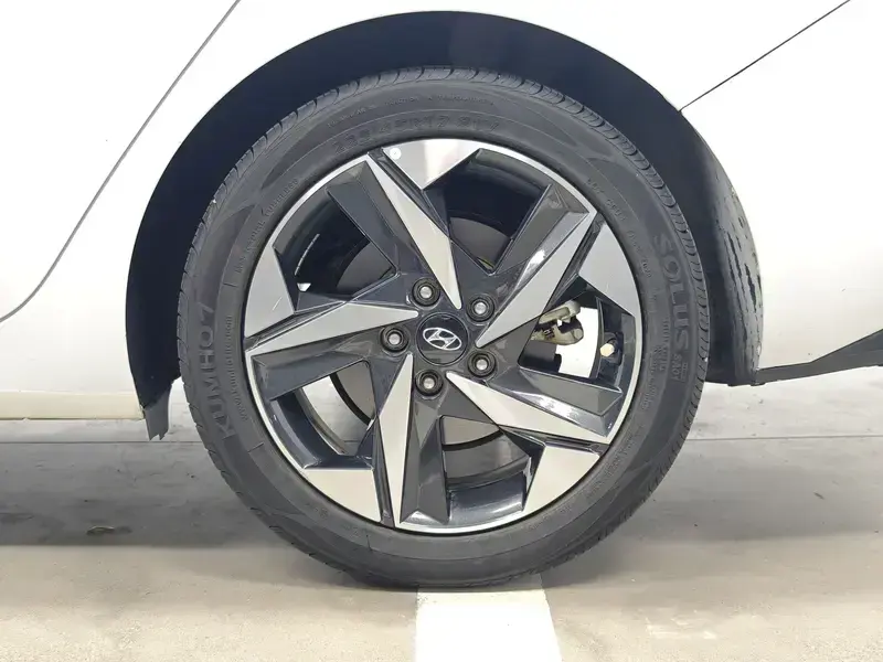 2022 Hyundai Elantra Plug-in Hybrid с пробегом 37 000 км