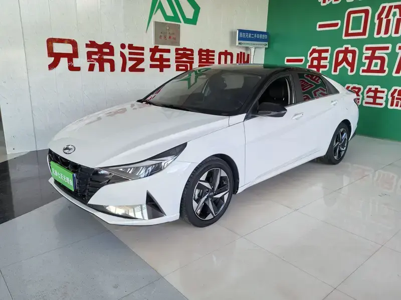 2021 Hyundai Elantra Plug-in Hybrid с пробегом 53 900 км
