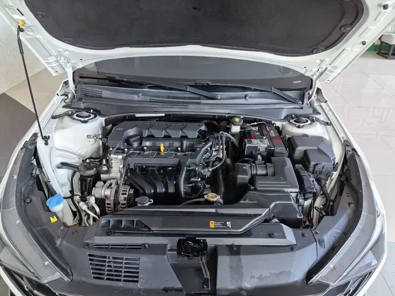 2021 Hyundai Elantra Plug-in Hybrid с пробегом 53 900 км