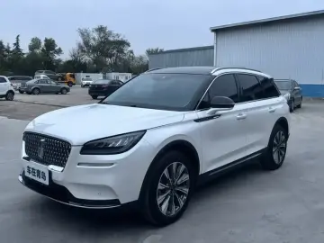 Lincoln Adventurer NEV