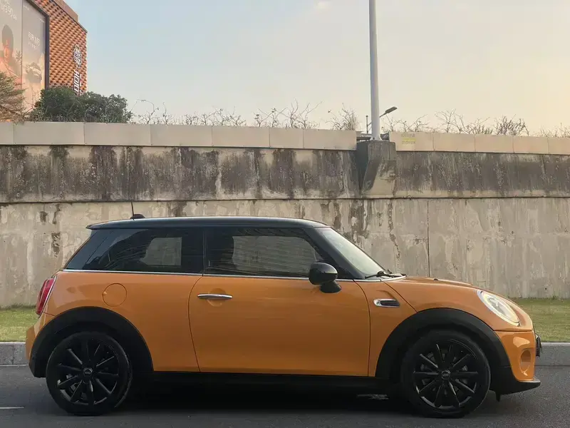 2016 Mini Electric MINI COOPER с пробегом 88 000 км