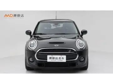 2019 Mini MINI с пробегом 39 800 км